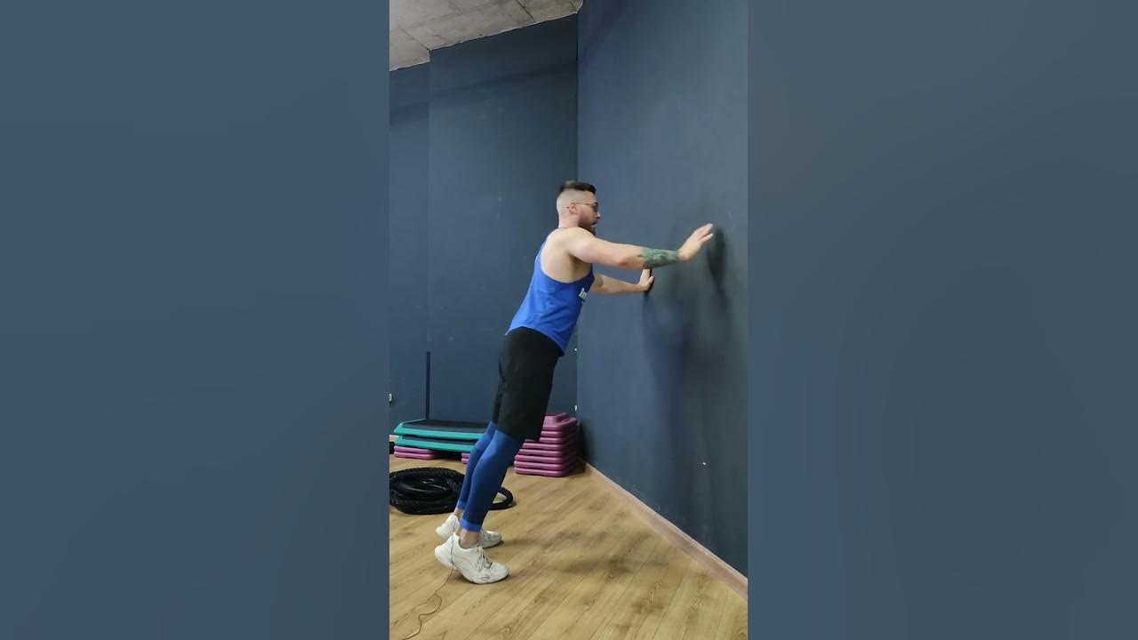“Wall Push + Handuk Pull” 3 Menit: Latihan Rumah yang Kunci Selangka Kuat Tanpa Gym